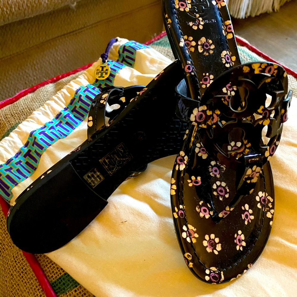 Tory Burch Miller patent leather sandals NWOT cute